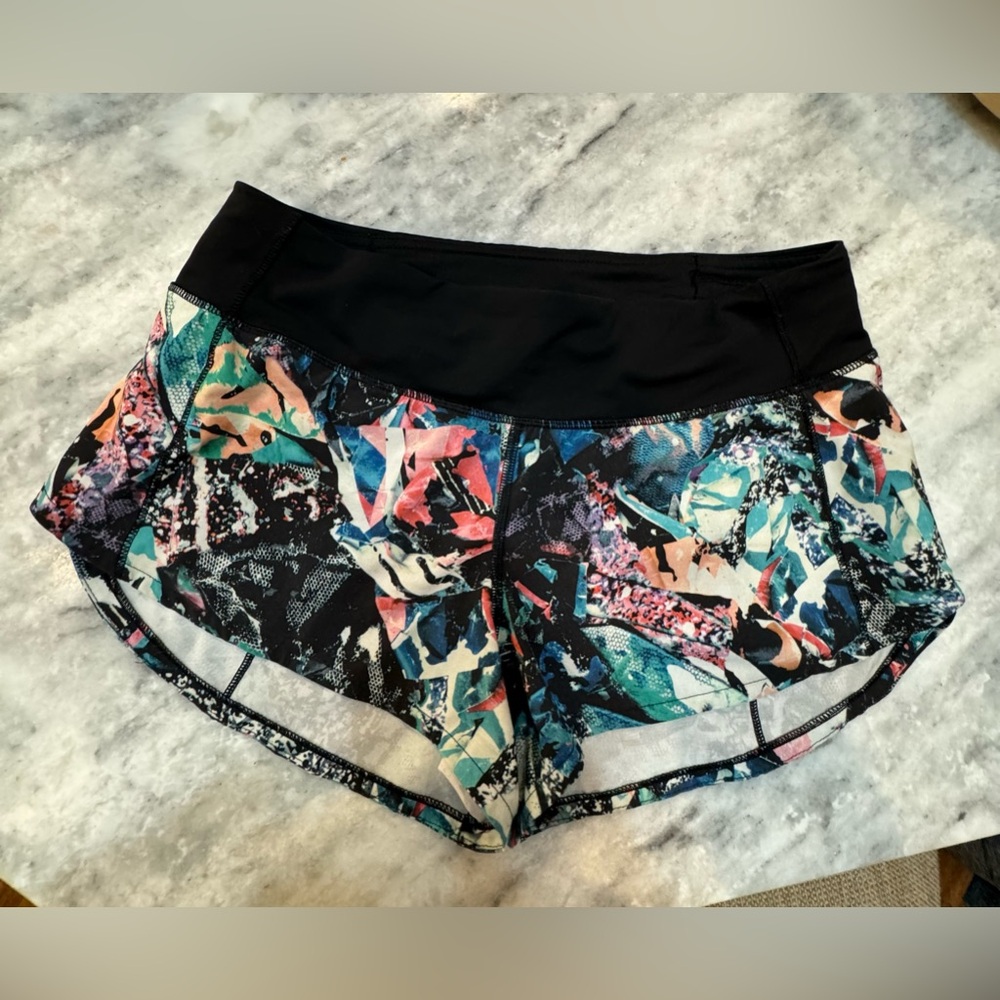 Lululemon speed ups, size 4